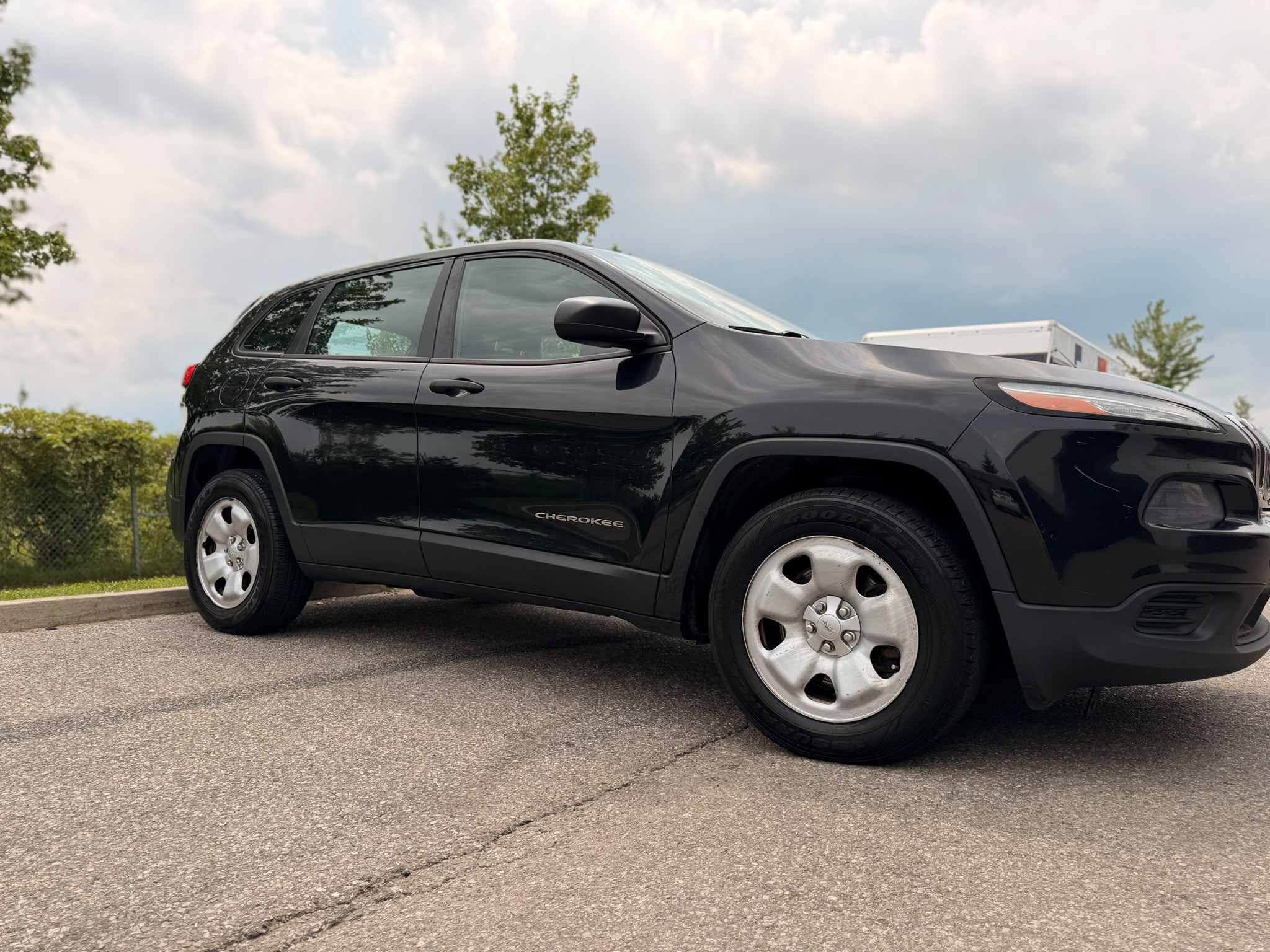 2014 JEEP CHEROKEE SPORT AWD